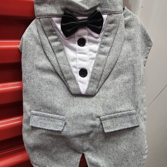 Dog Tux - Picture 1 of 2